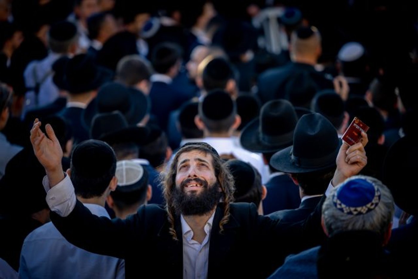 אלפים ליוו את הנרצח. אביו: "אני מצטער בפניך" | גלריה