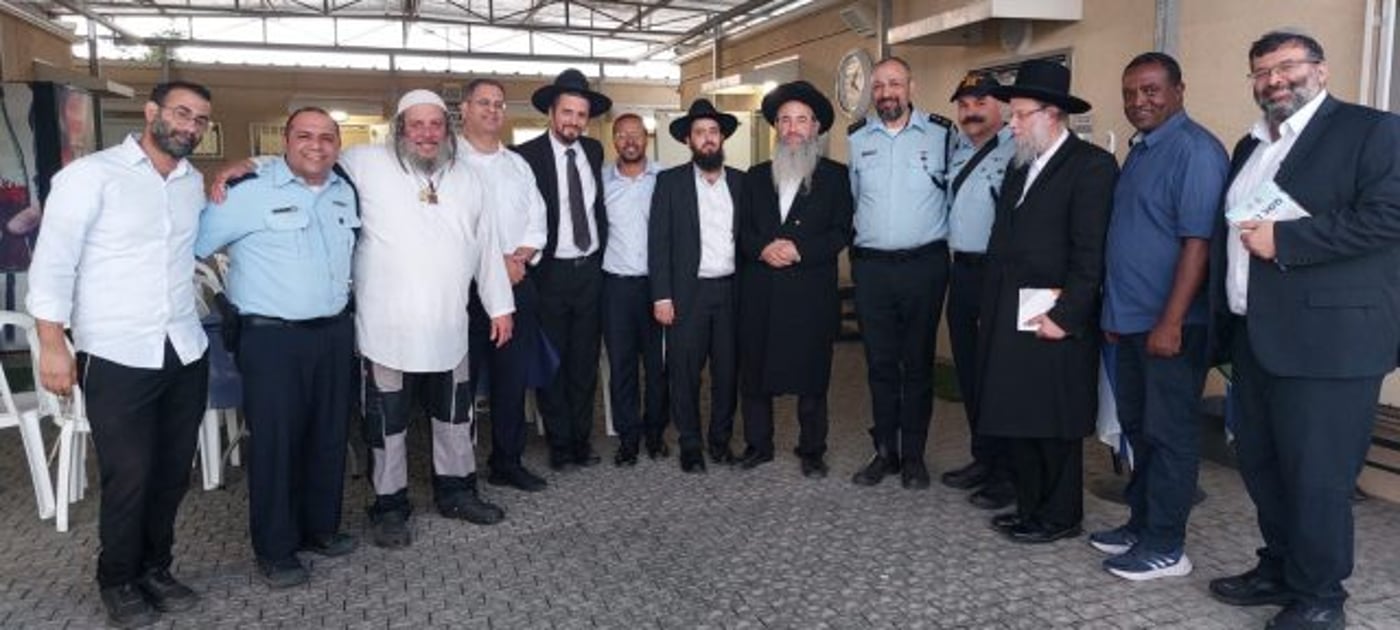 רבני חריש עם רב המשטרה (דוברות המשטרה)