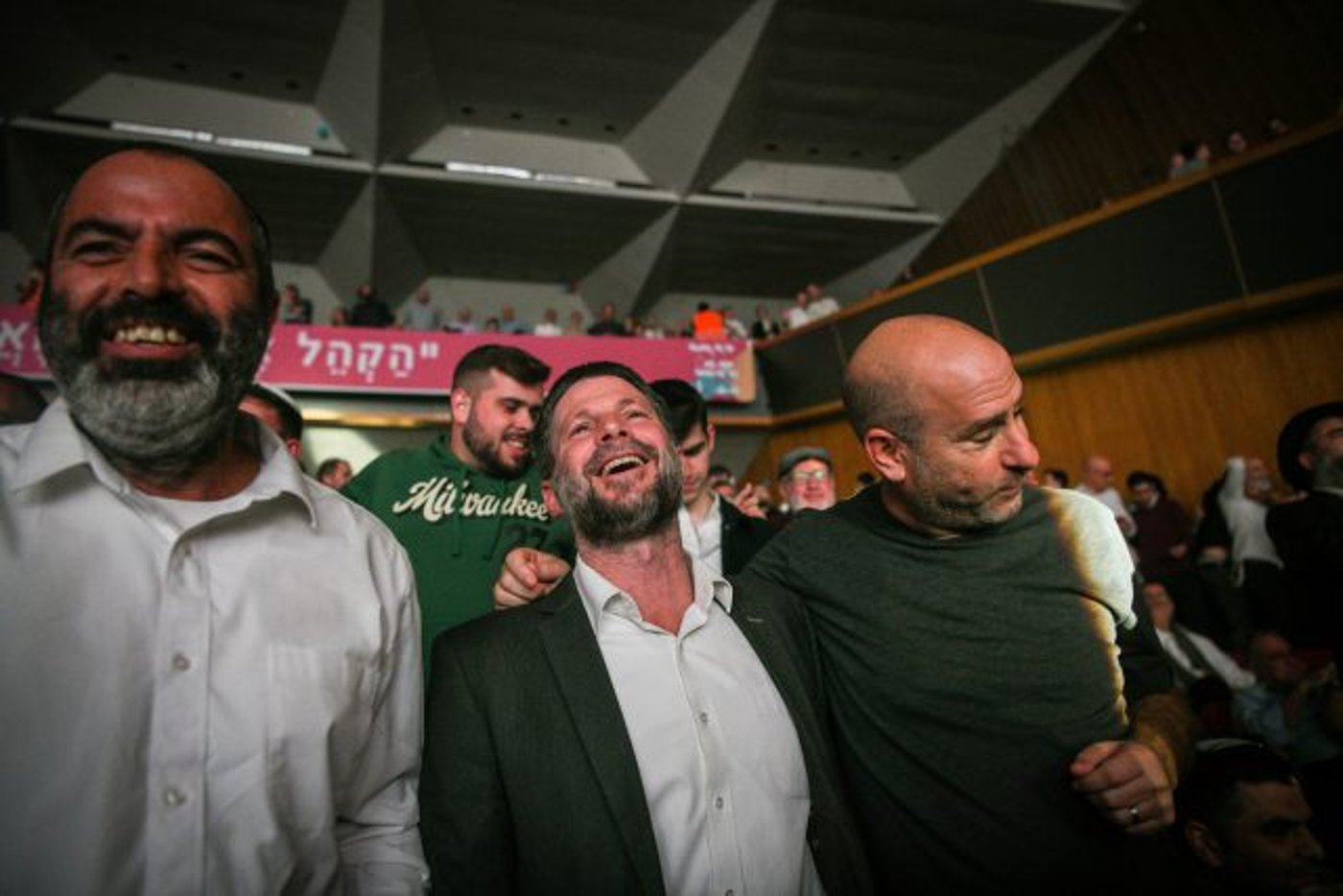משתתפים בהתוועדות של חב"ד