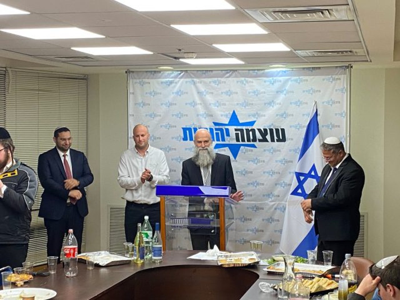 האבא הגיע לברך