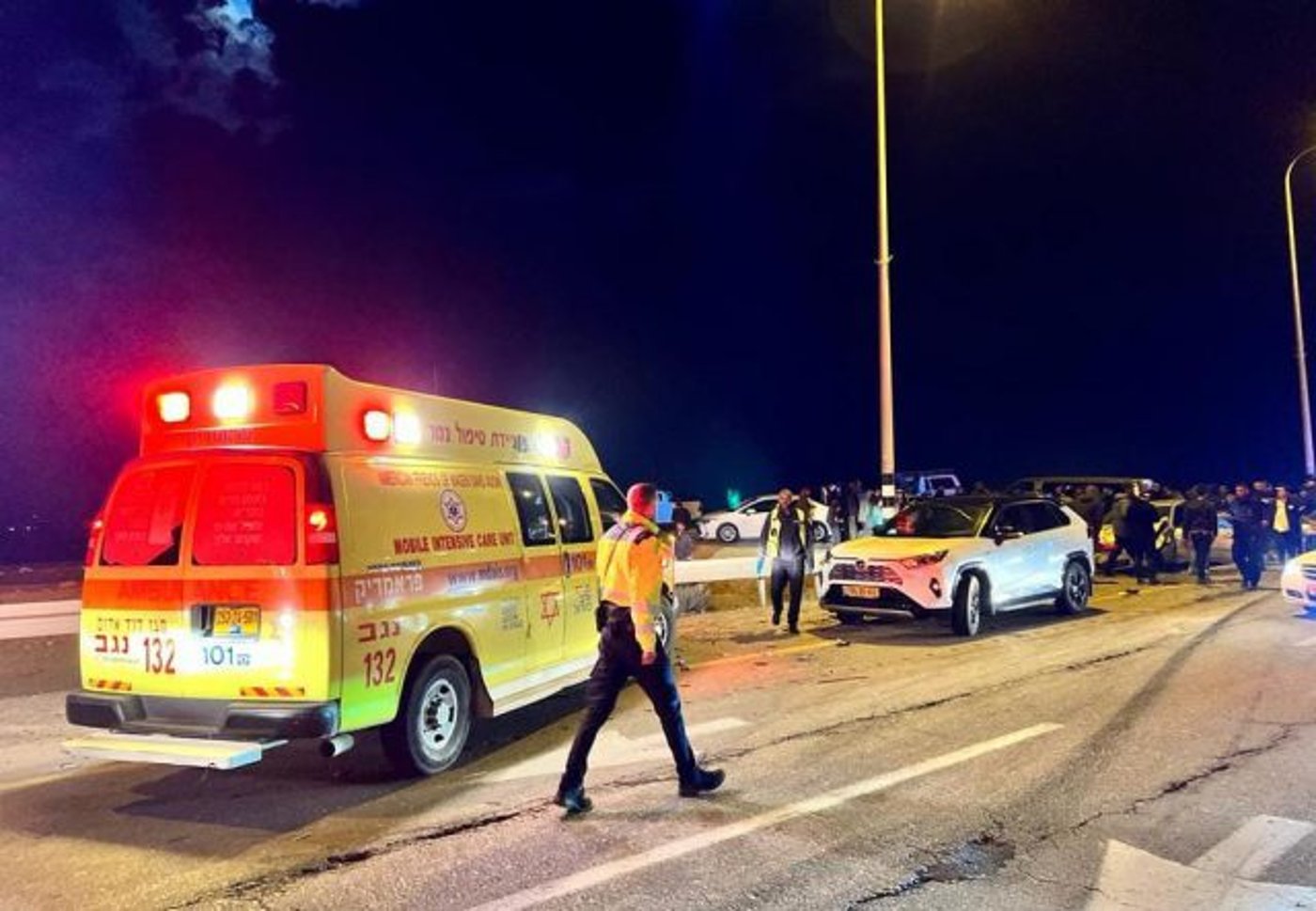 תאונה קשה בין נבטים לבאר שבע: בן 45 במצב אנוש