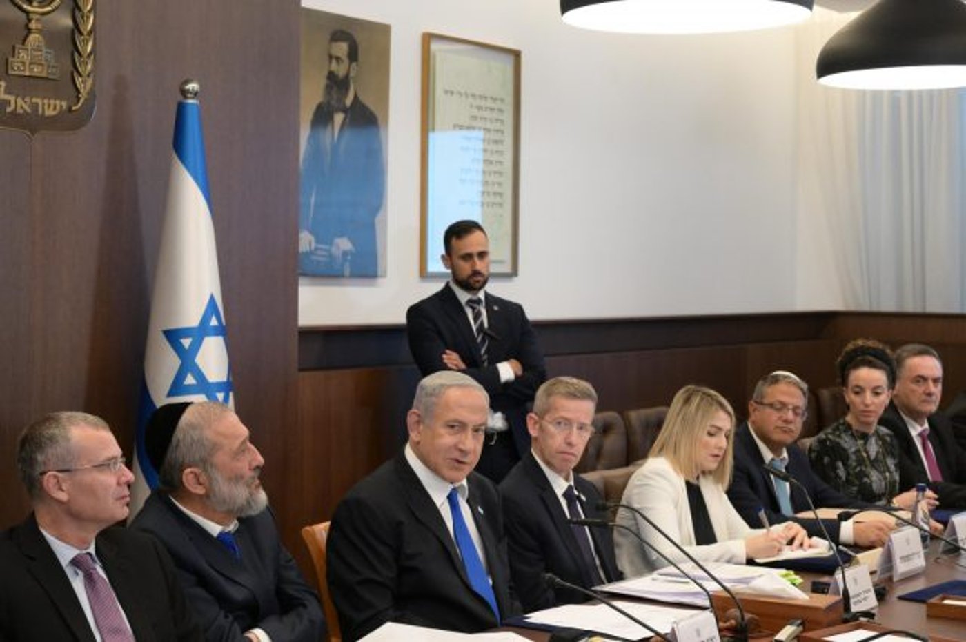 נתניהו: "לפני חודשיים התקיימה אם כל ההפגנות"
