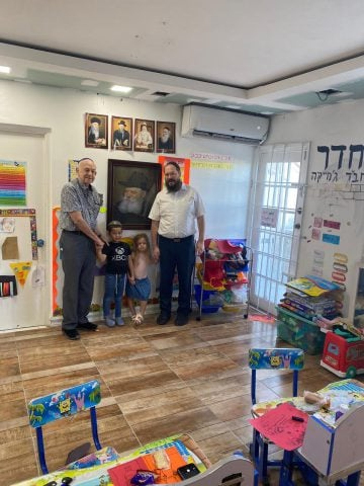 איך זה להיות שליח חב"ד על החוף בג'מייקה?