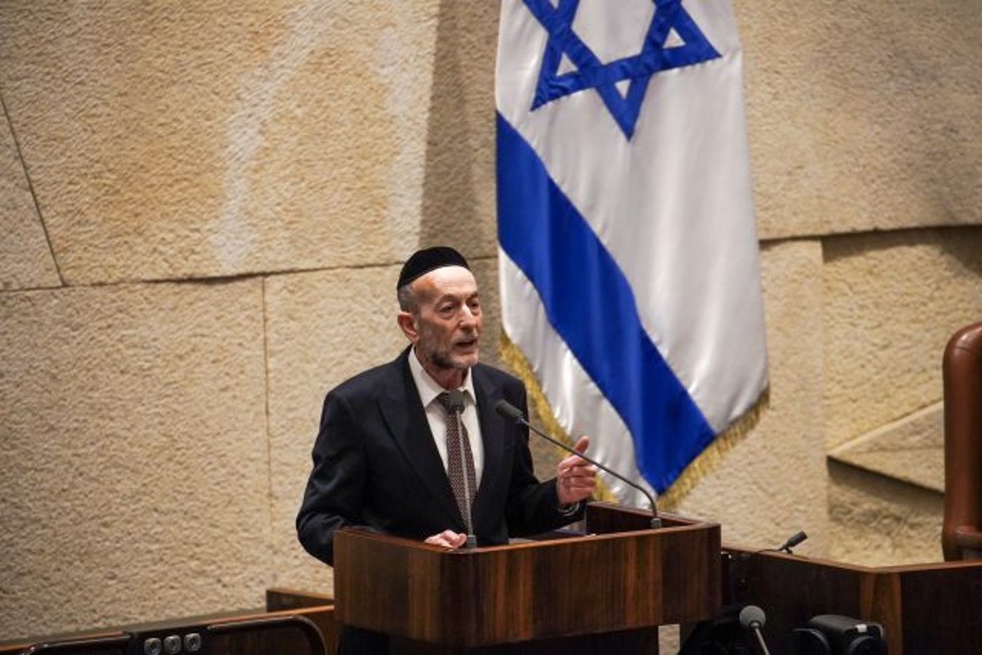 סגן השר אורי מקלב.