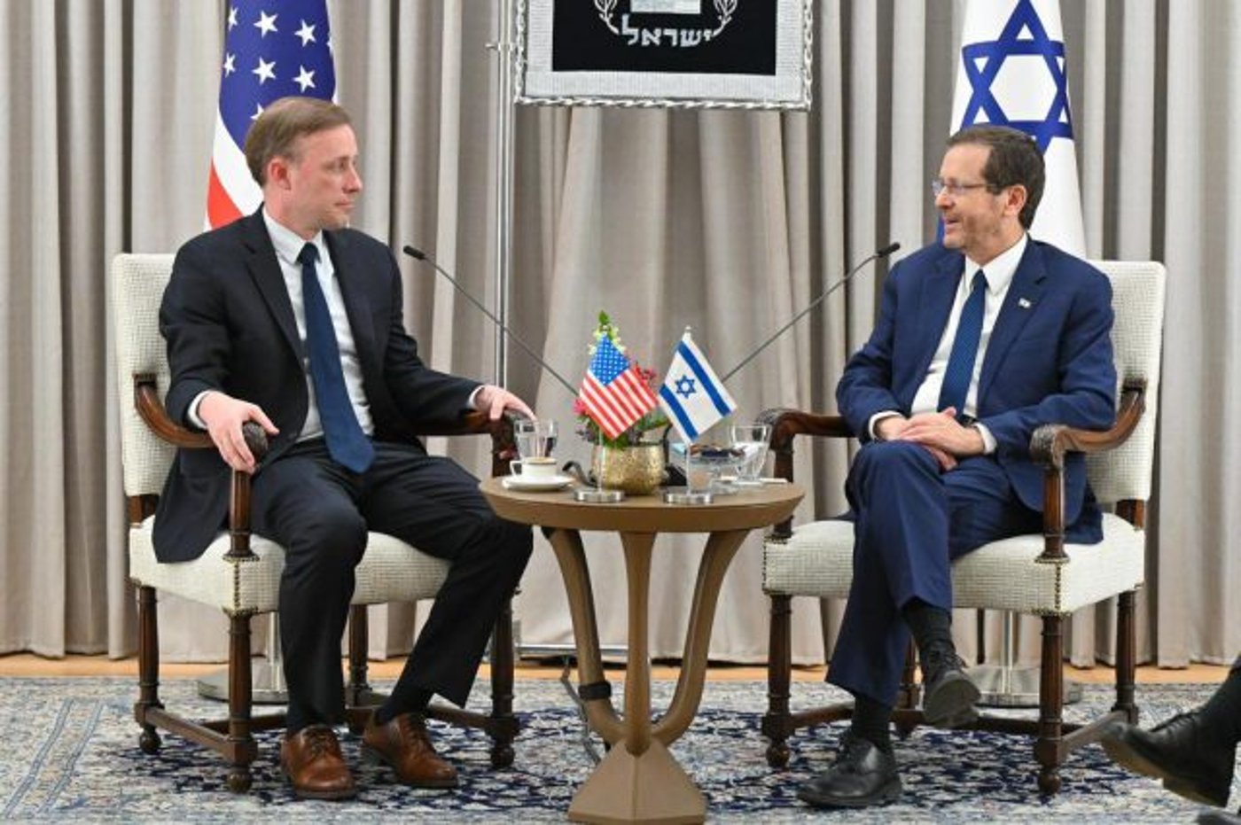 היועץ האמריקני להרצוג: "ביידן מצפה לשוב לישראל"