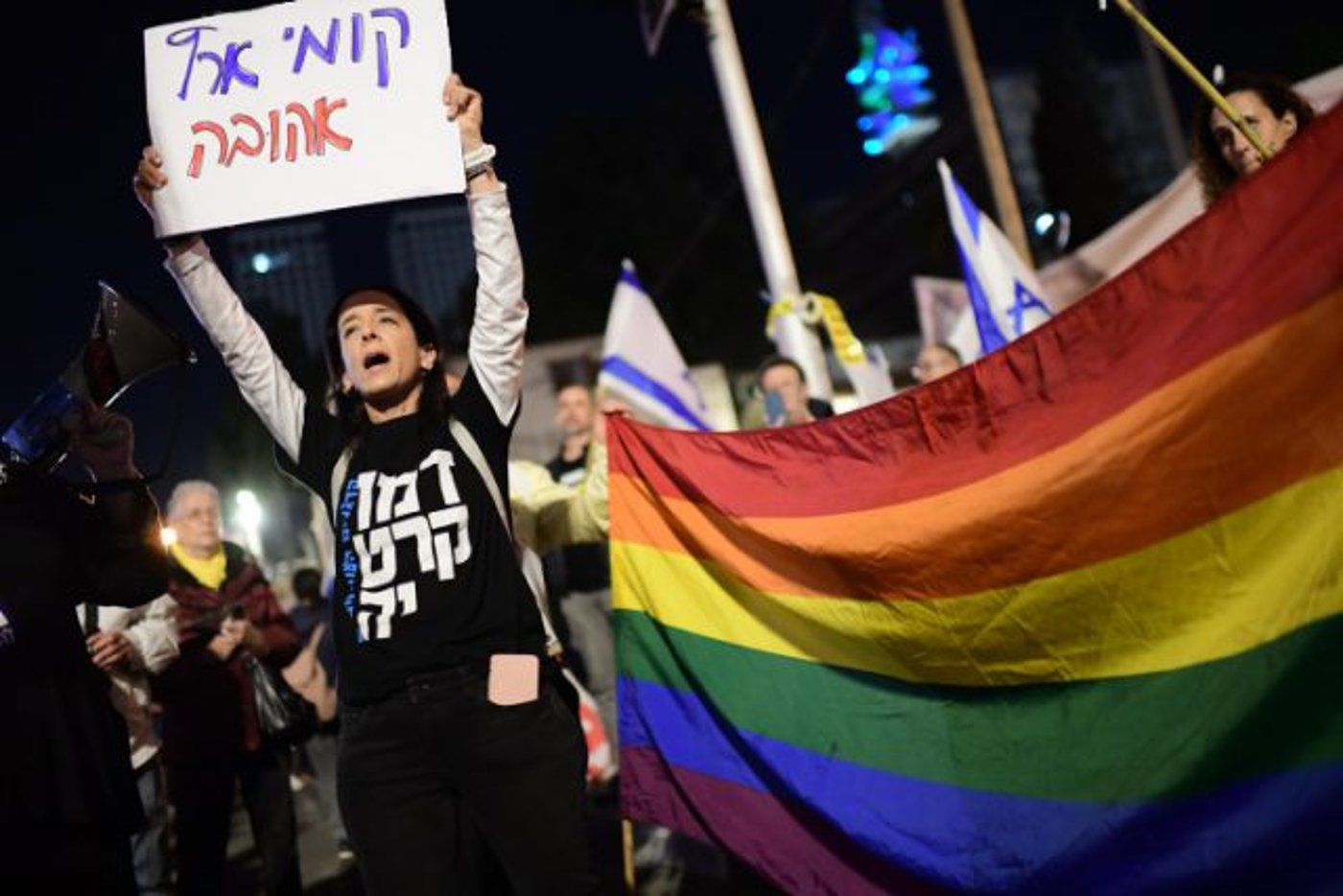 100 אלף הפגינו בת"א נגד הממשלה: "זה הזמן השחור"