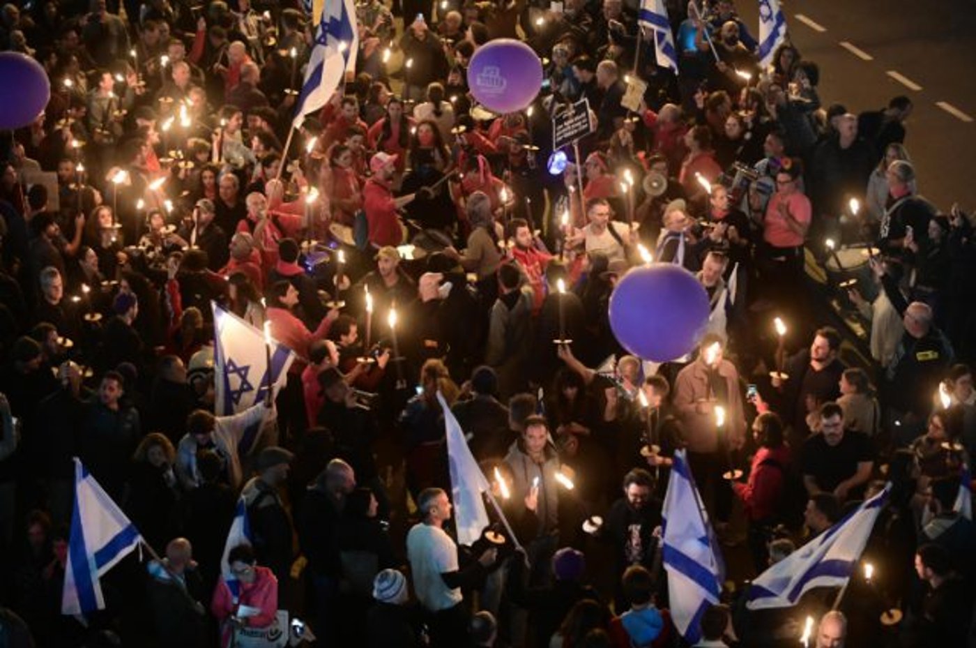 100 אלף הפגינו בת"א נגד הממשלה: "זה הזמן השחור"