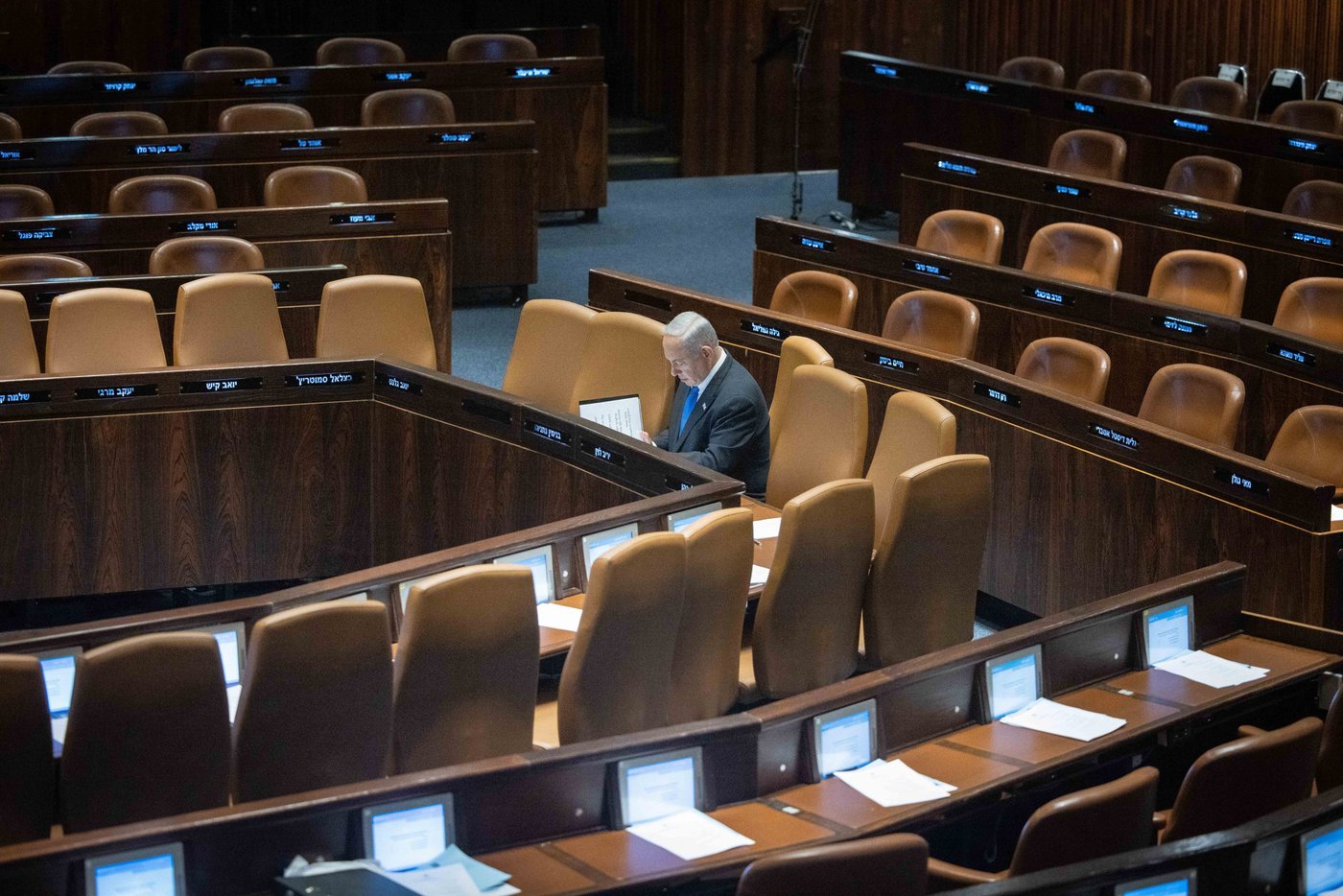 נגד היועמ"שית: החוק החדש שישמור על נתניהו