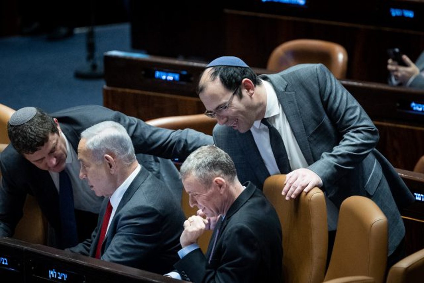 הרצוג בקריאה חריפה: "זה רגע של להיות או לחדול"