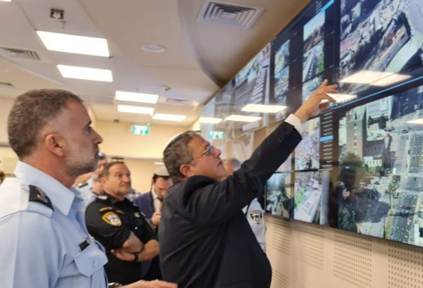 "האנרכיסט הראשי בן גביר": מכת"זית בדרך לאיילון