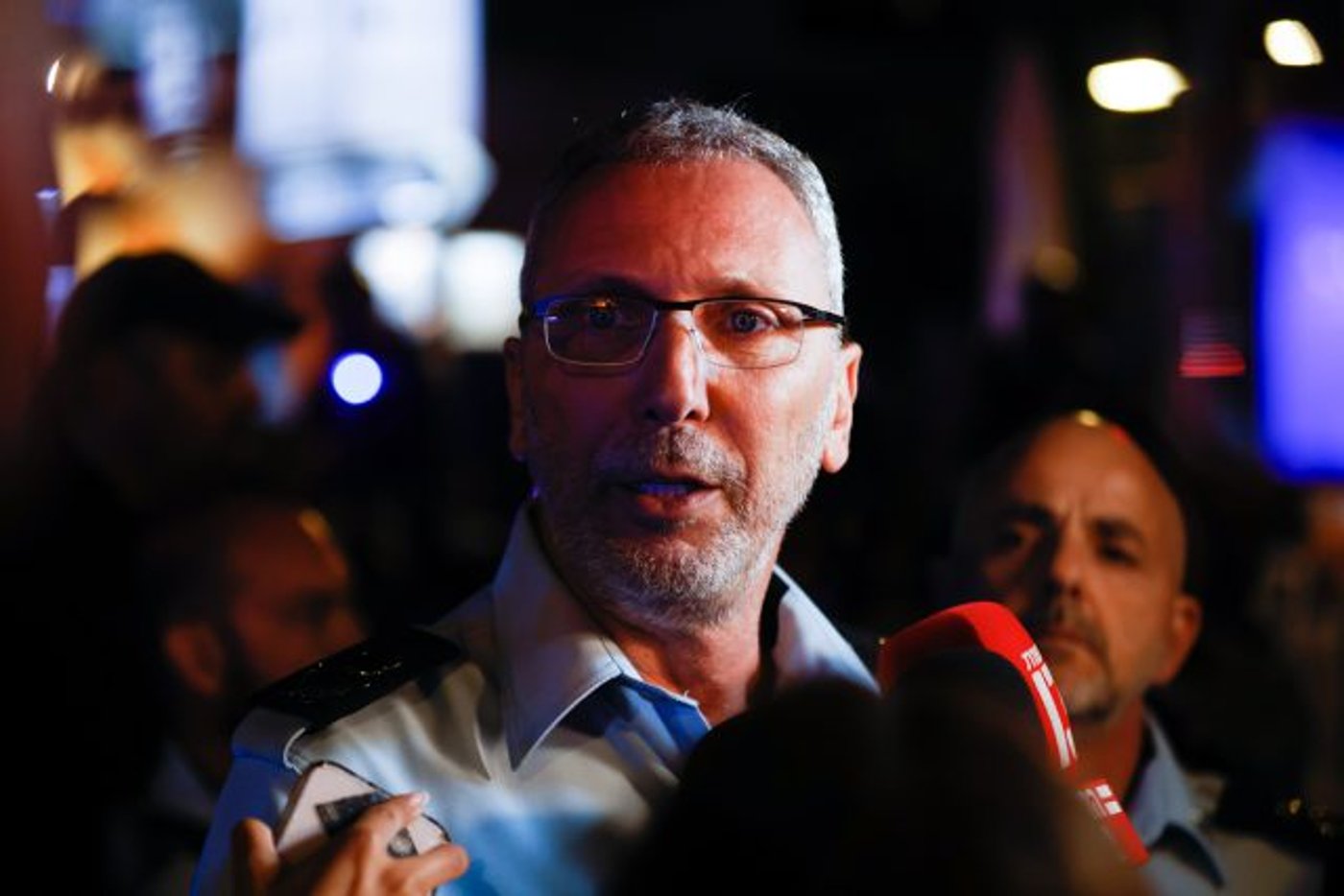ניצב אשד בזירת הפיגוע
