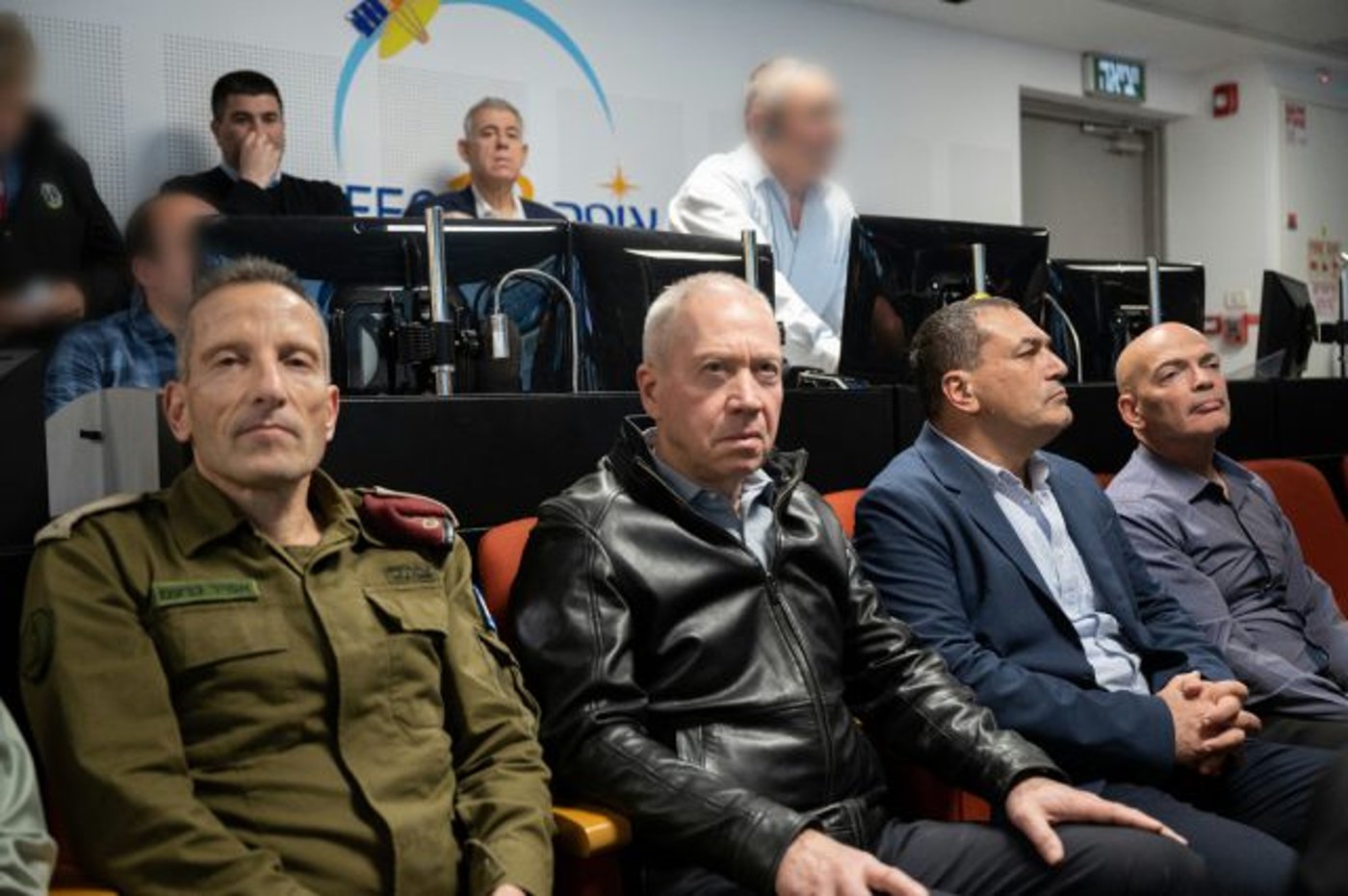 גלנט והרמטכ"ל בזמן השיגור