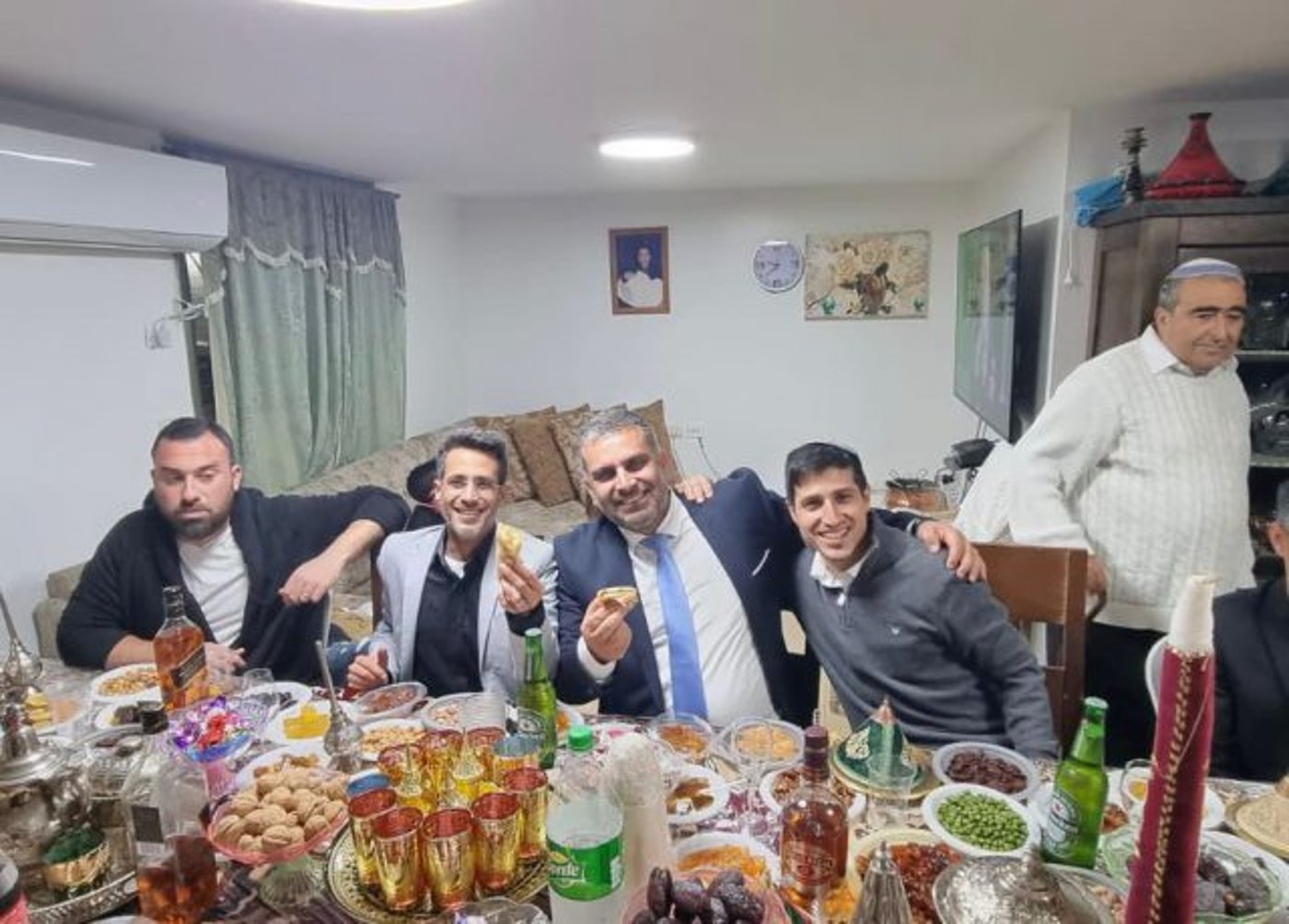 השר אופיר סופר חוגג בקרית שמונה