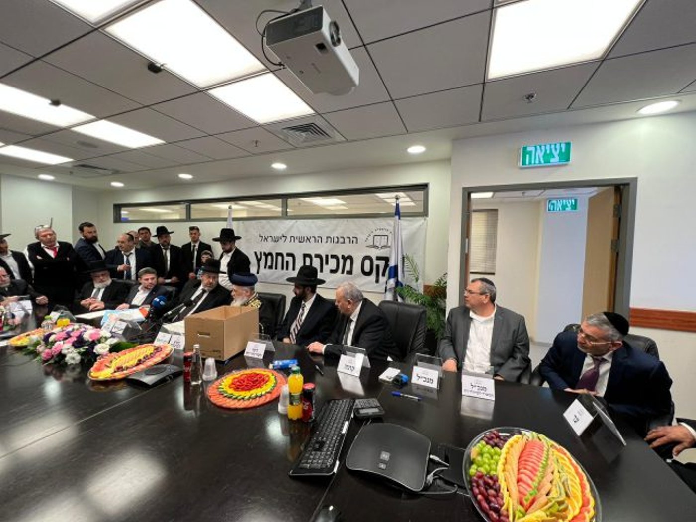 מכירת החמץ לפני החג (דוברות הרבנות הראשית)