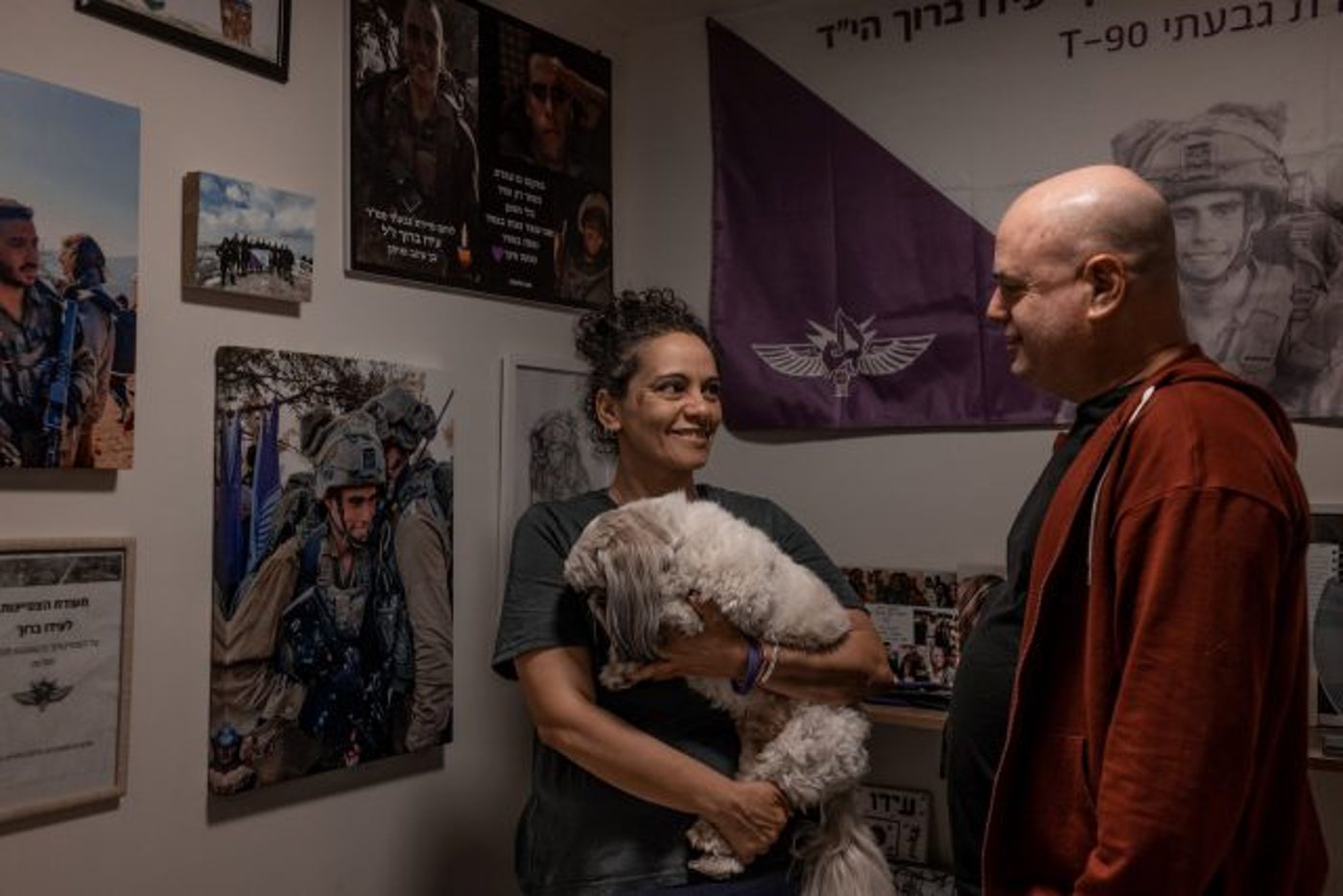 ההורים, איתן ועינב ברוך בחדר הזיכרון