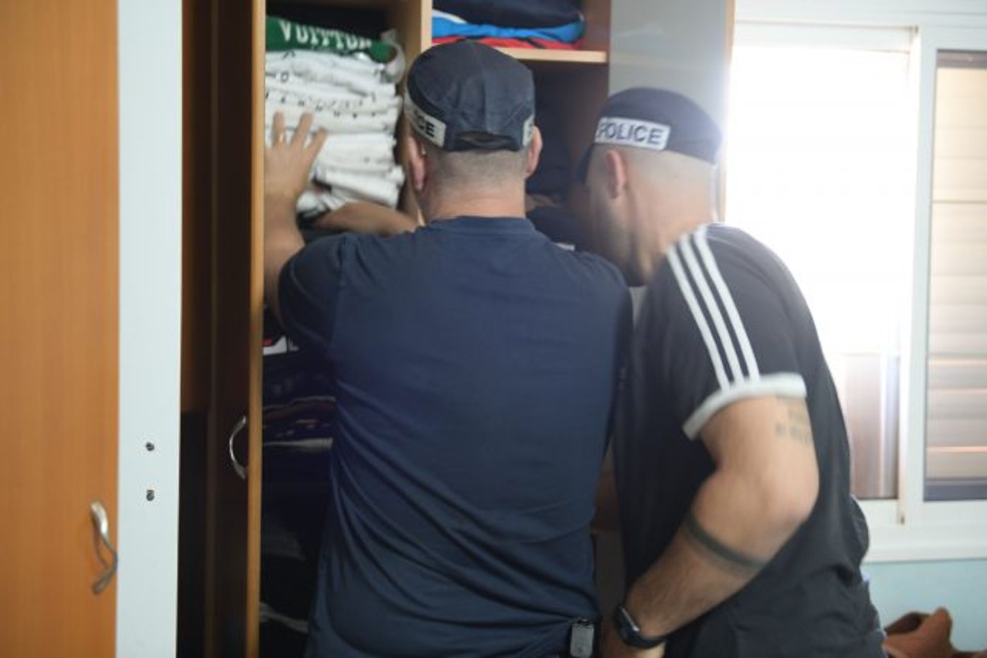 חשד: תושבים פעלו לייבא אלפי חלקי נשק לאיו"ש