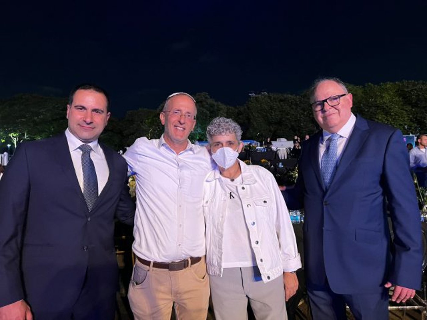 פרופ׳ מילטון סאוטה, מתי אגוזי, ליאו די, וד״ר לירן לוי משיבא (דוברות שיבא)