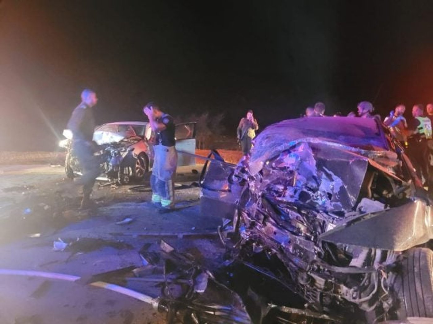 תאונה קשה בכביש הבקעה: 3 לכודים בתוך הרכבים