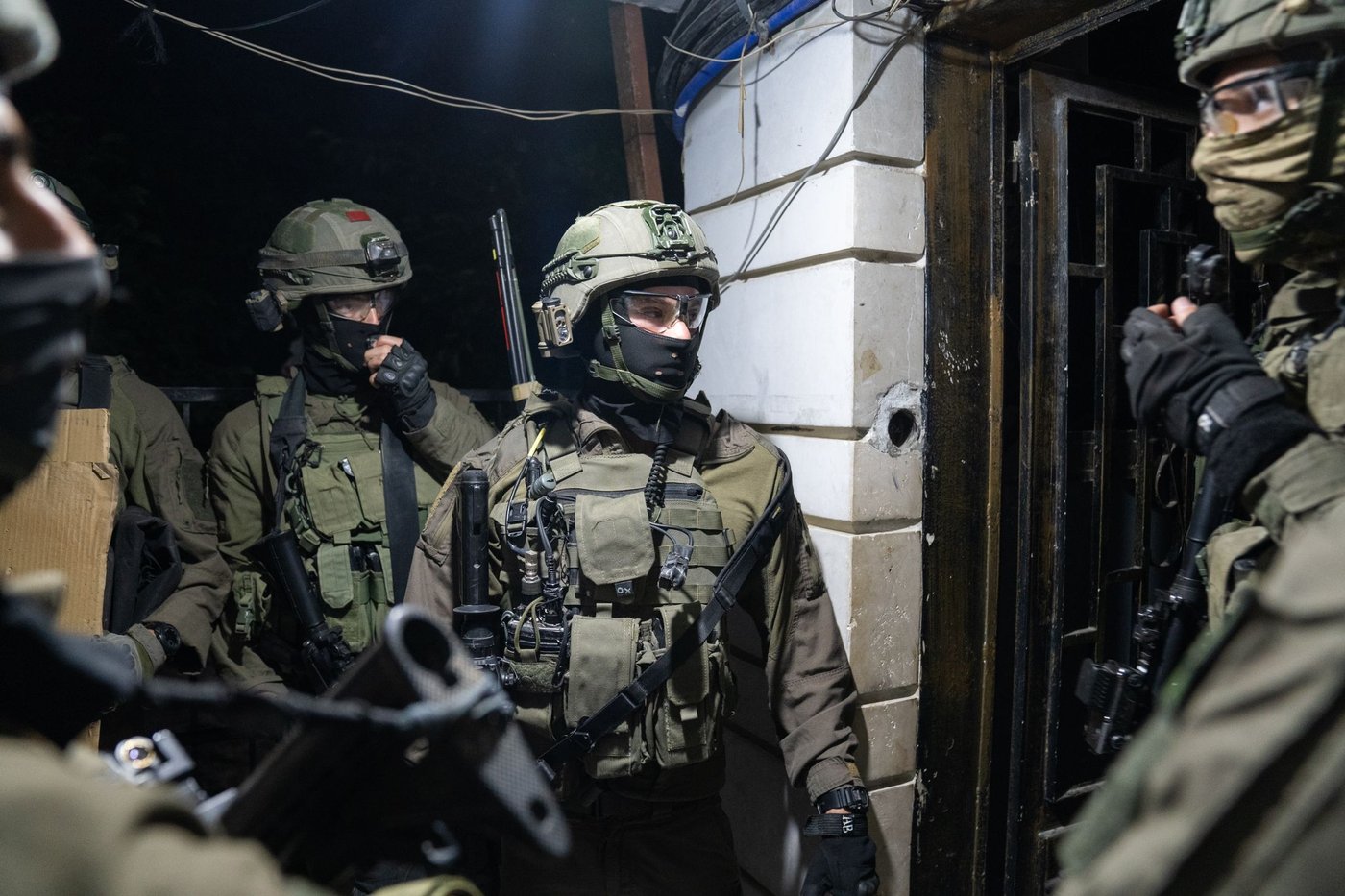 בפעם השלישית השבוע: 17 מבוקשים נעצרו הלילה ביו"ש