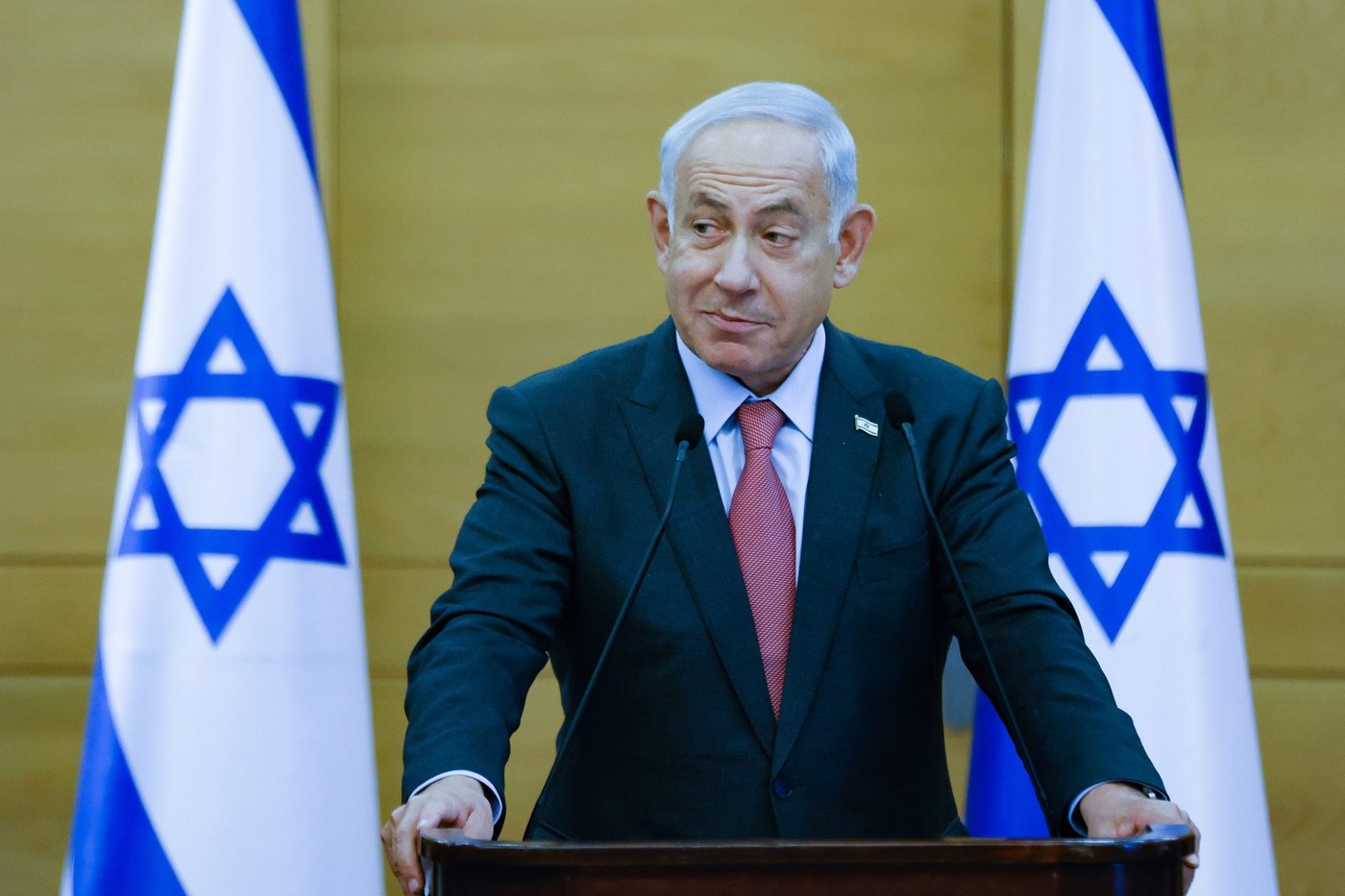 הפרשן הבכיר: לבחון מחדש את יחסי ארה״ב ישראל