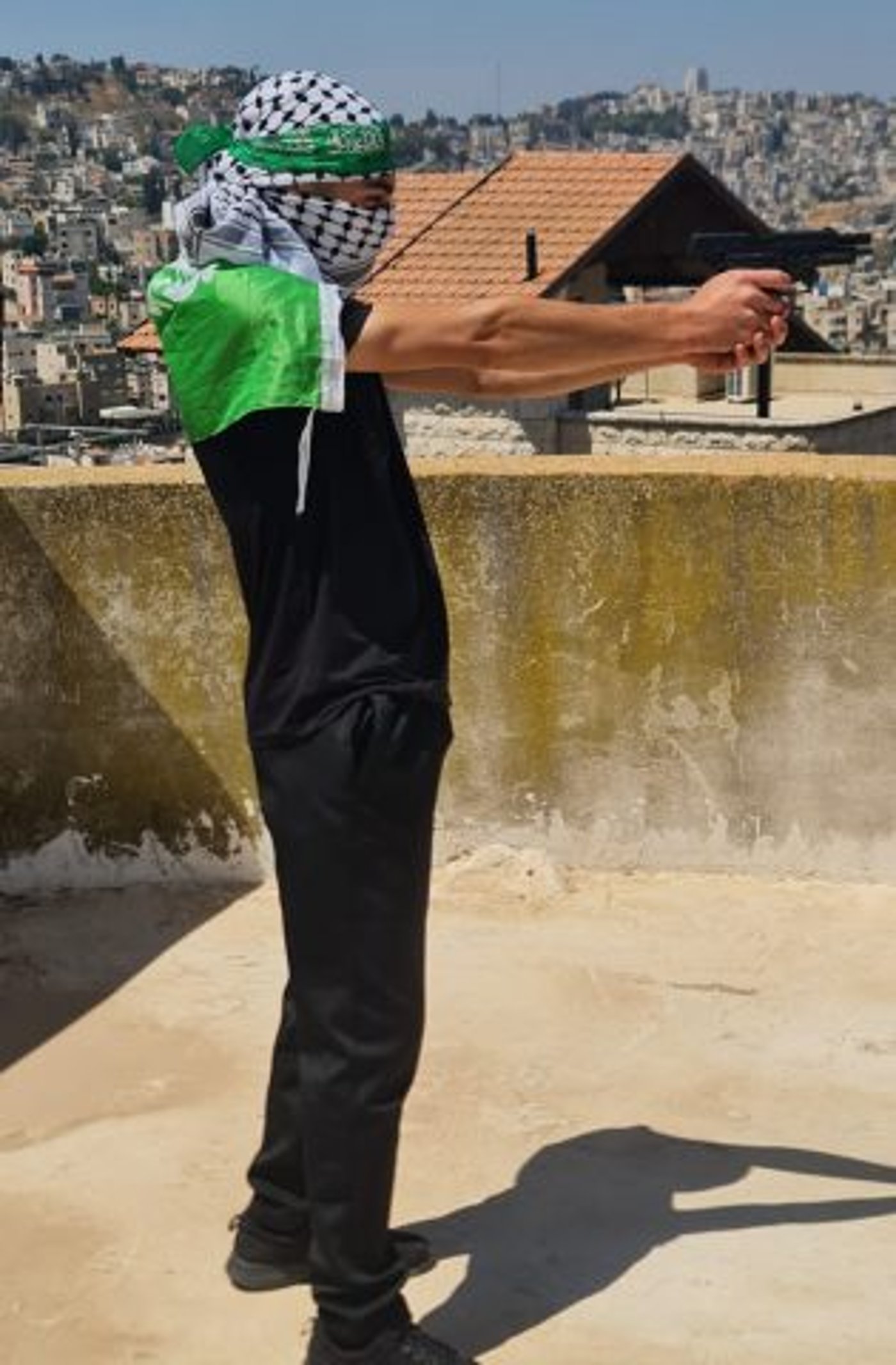 הכינו בקבוקי תבערה