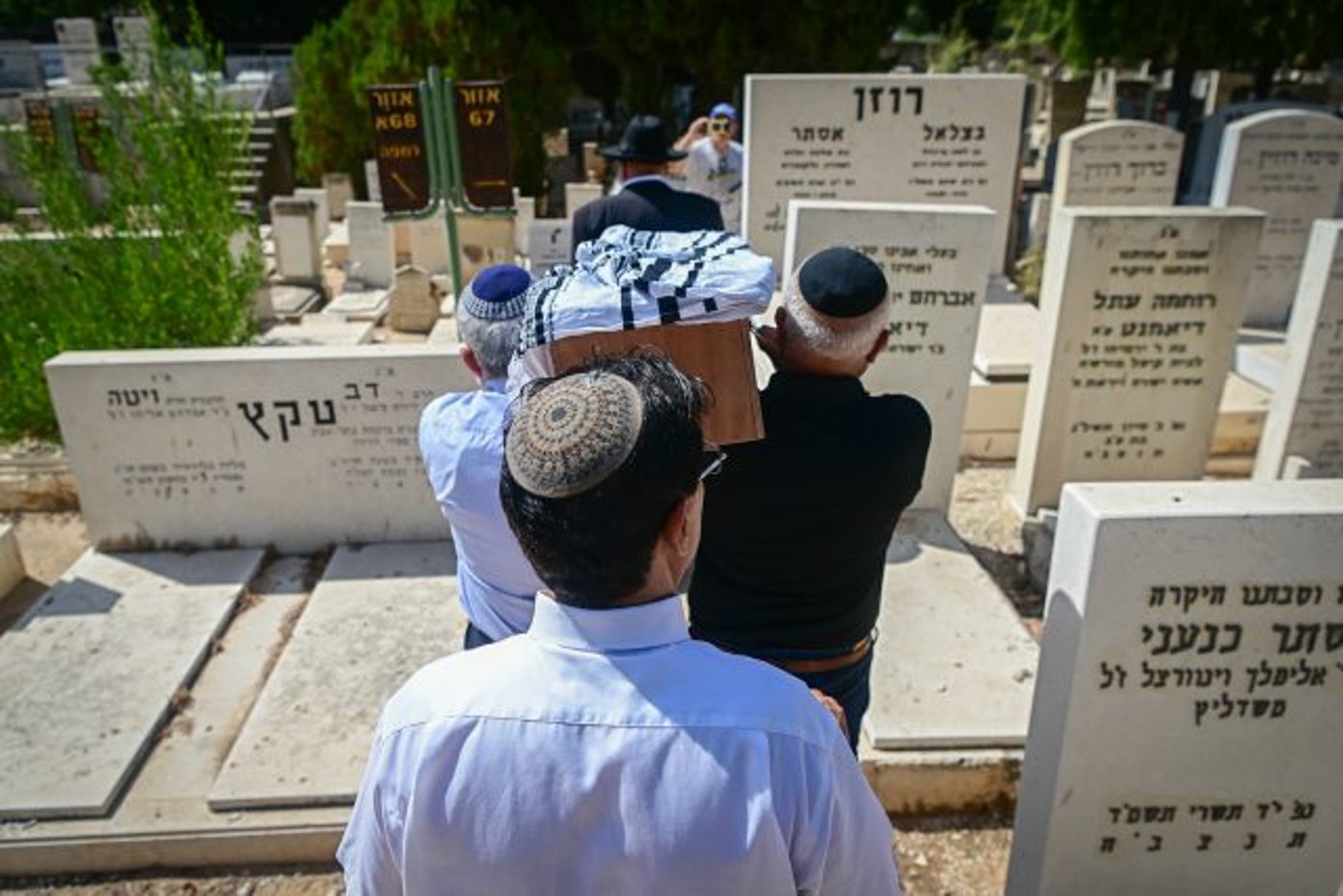 פתיחת קברו של יוסף מלמד