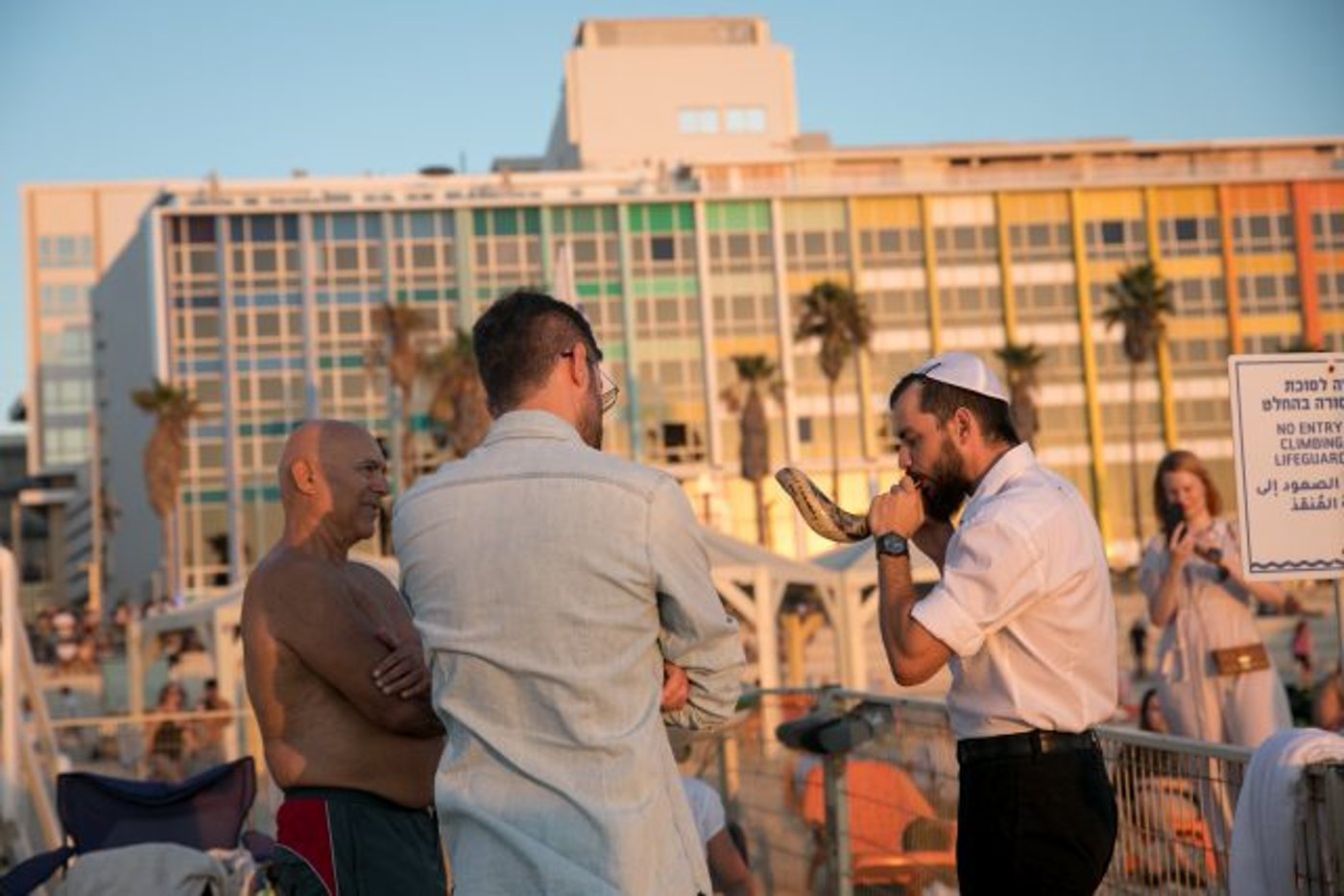 תקיעת שופר במרחב הציבורי בתל אביב
