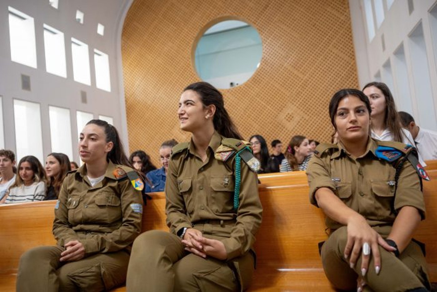 העותרות