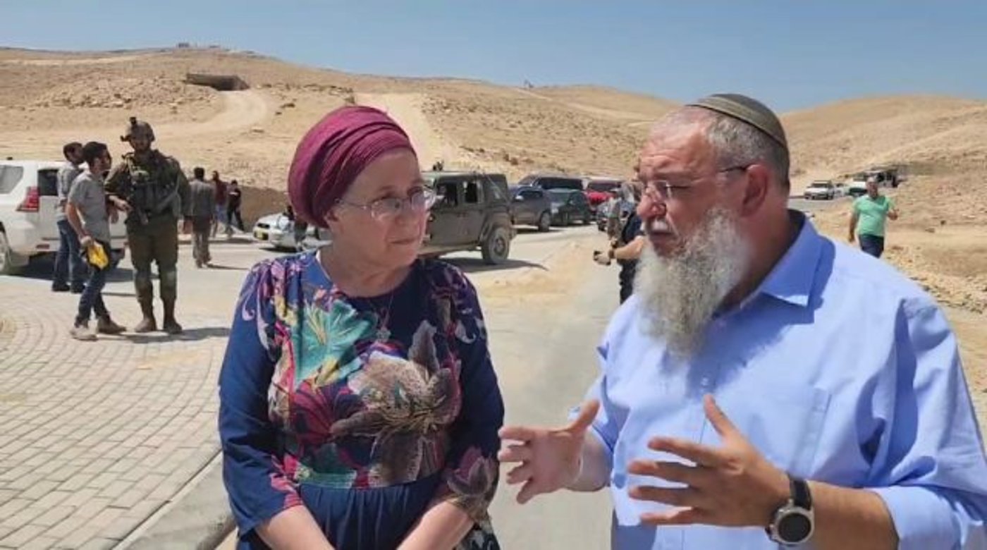 שלמה נאמן ואורית סטורק