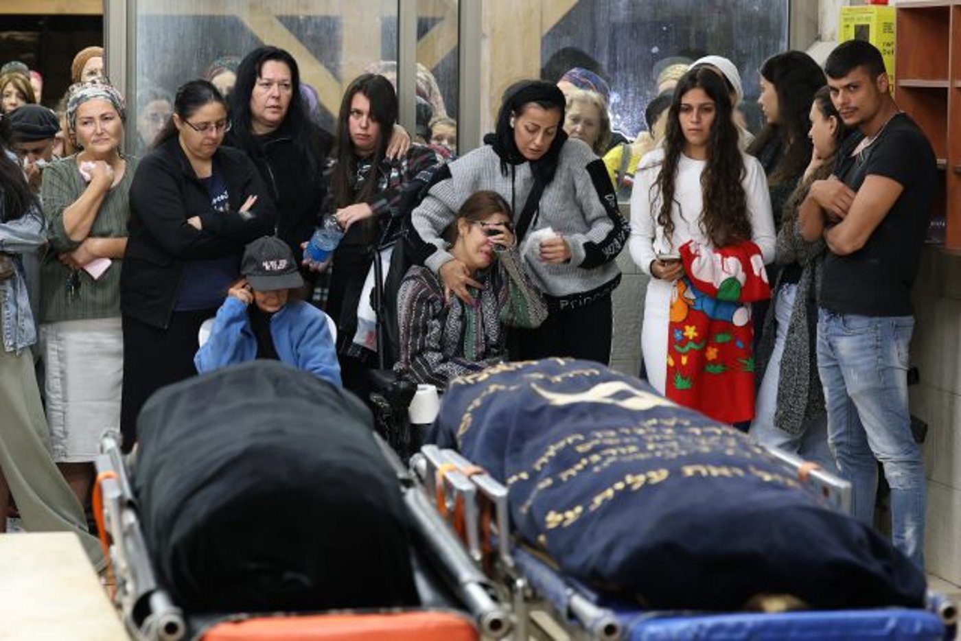 הלווית אריק ורות פרץ שנרצחו בפסטיבל נובה בקיבוץ רעים