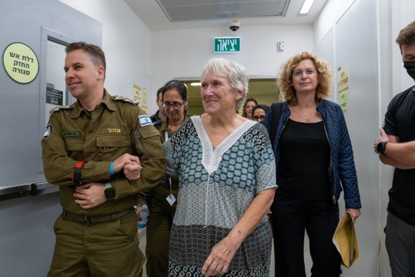 דו"צ, באדיבות המשפחות