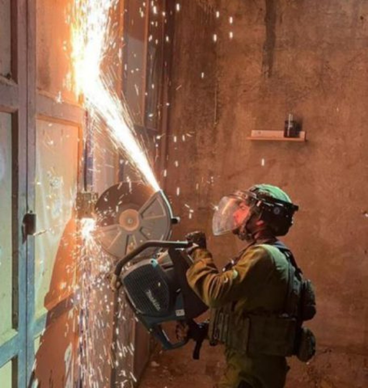 איטום בית הדפוס של חמאס