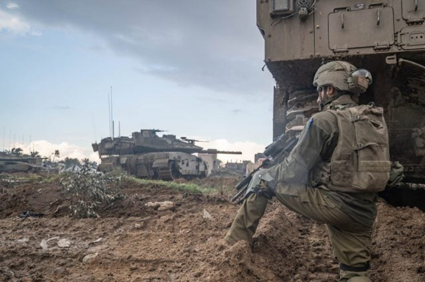 צפו: לוחמי צה"ל כבשו את הכיכר המרכזית בחאן יונס
