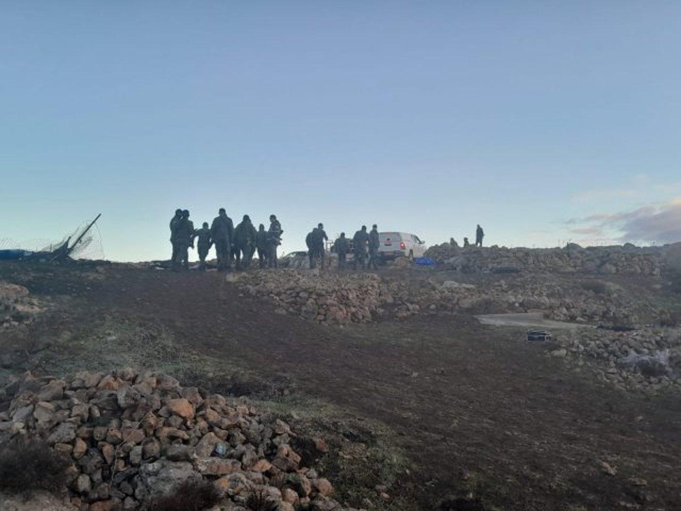 עשרות שוטרים החריבו את גבעת אור מאיר בבנימין