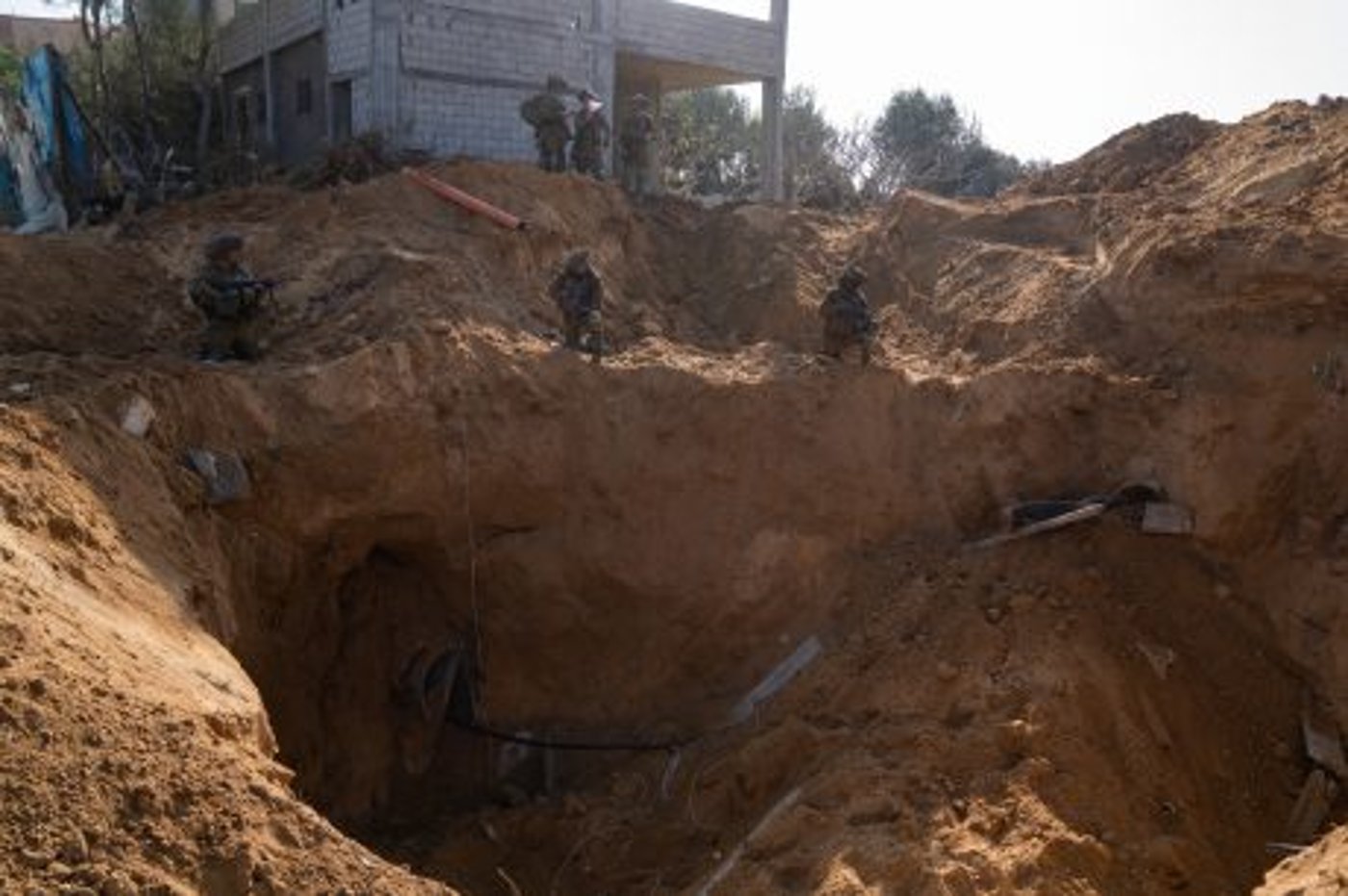 תיעוד: צה"ל השמיד מתחם תת קרקעי על החוף בעזה