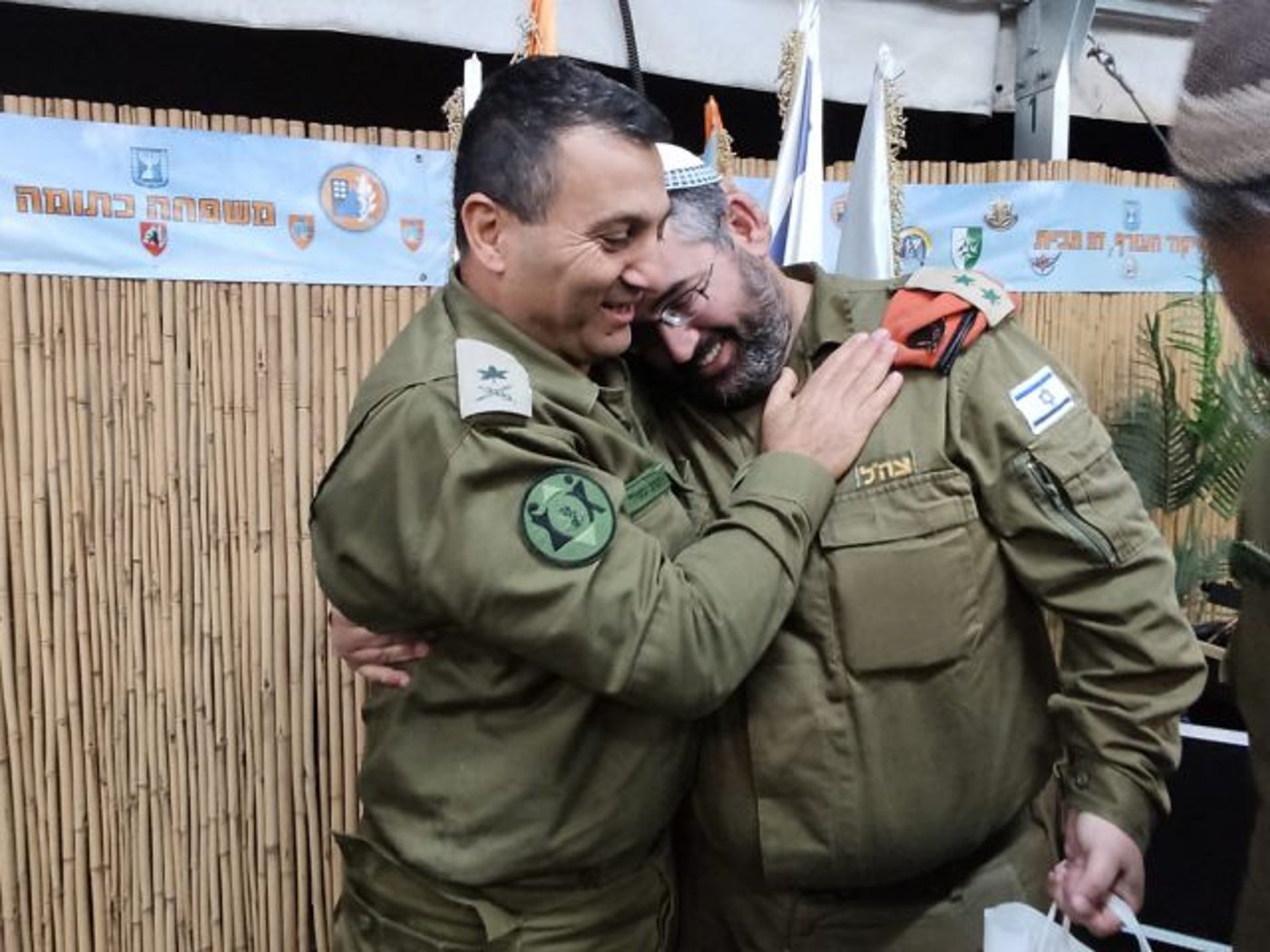 עם האלוף יניב עשור