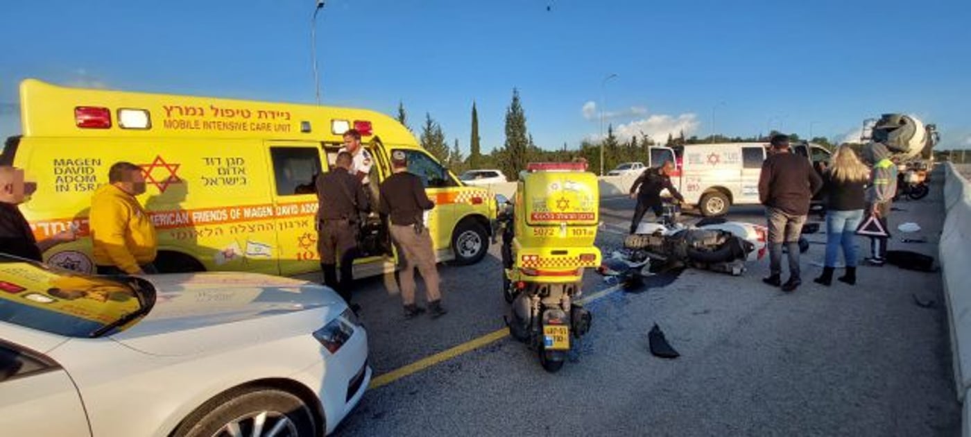 רוכב אופנוע נפצע קשה בתאונה סמול לגבעת כ"ח