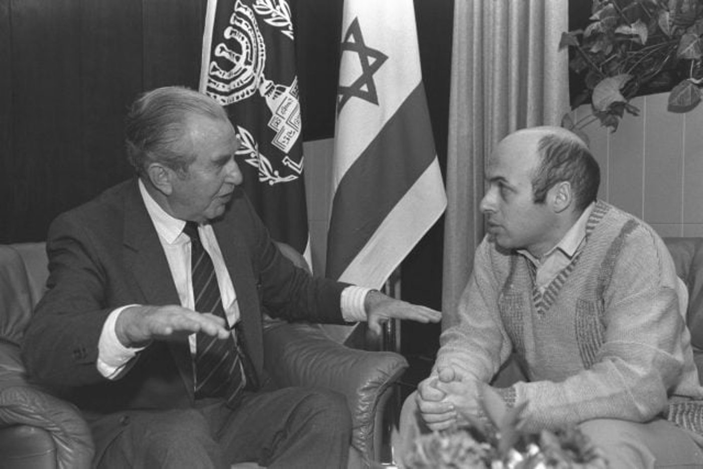 בפגישה עם הנשיא חיים הרצוג (סער יעקב, לע"ם)