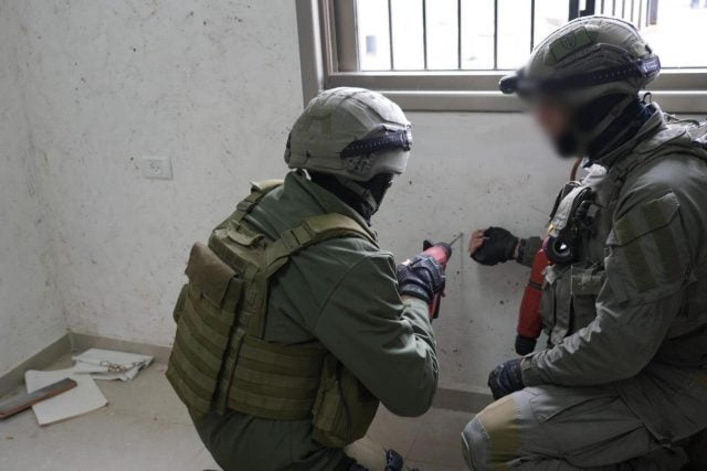 פעילות מג"ב בבית המחבל (דוברות המשטרה)