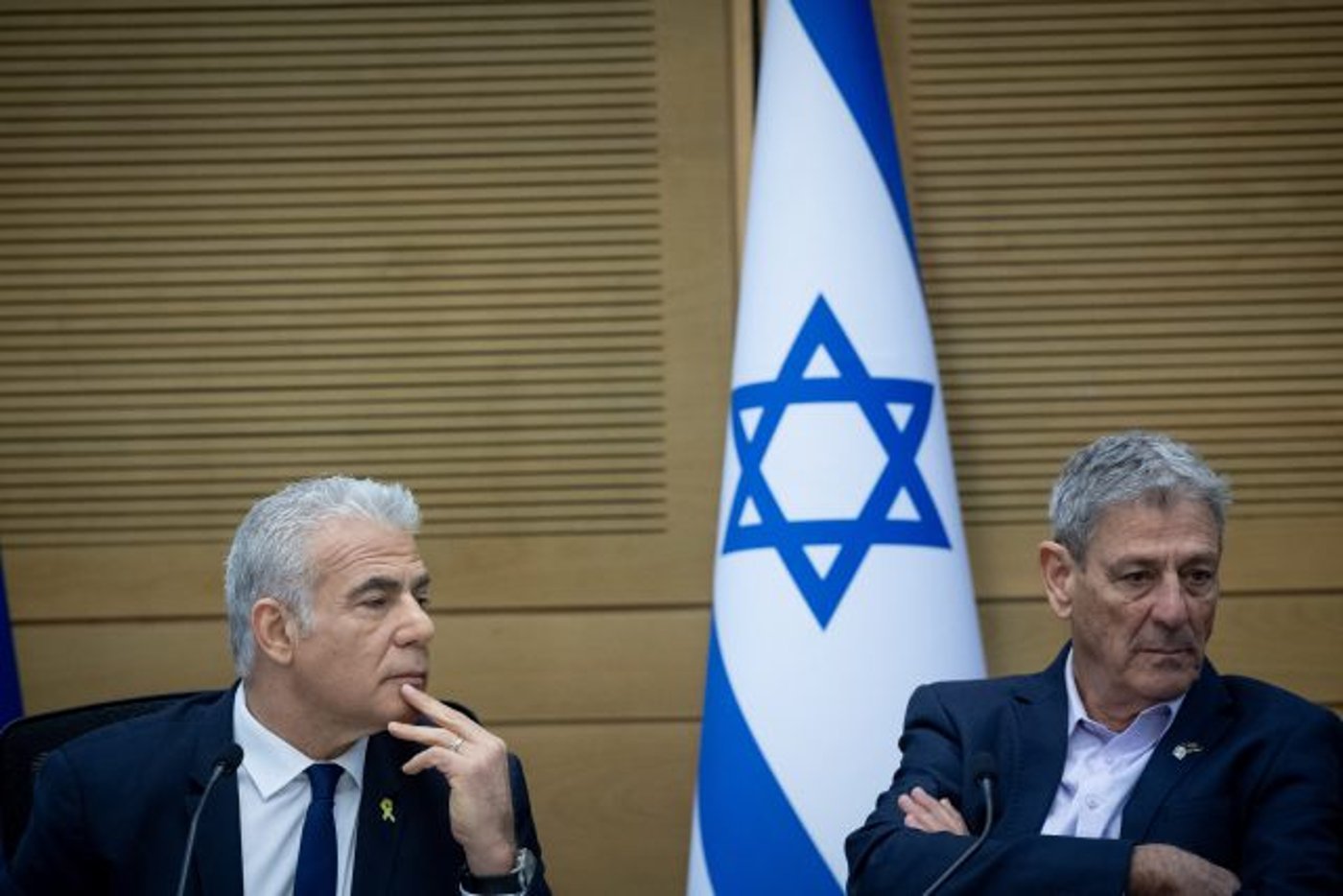 בן ברק ולפיד, ארכיון