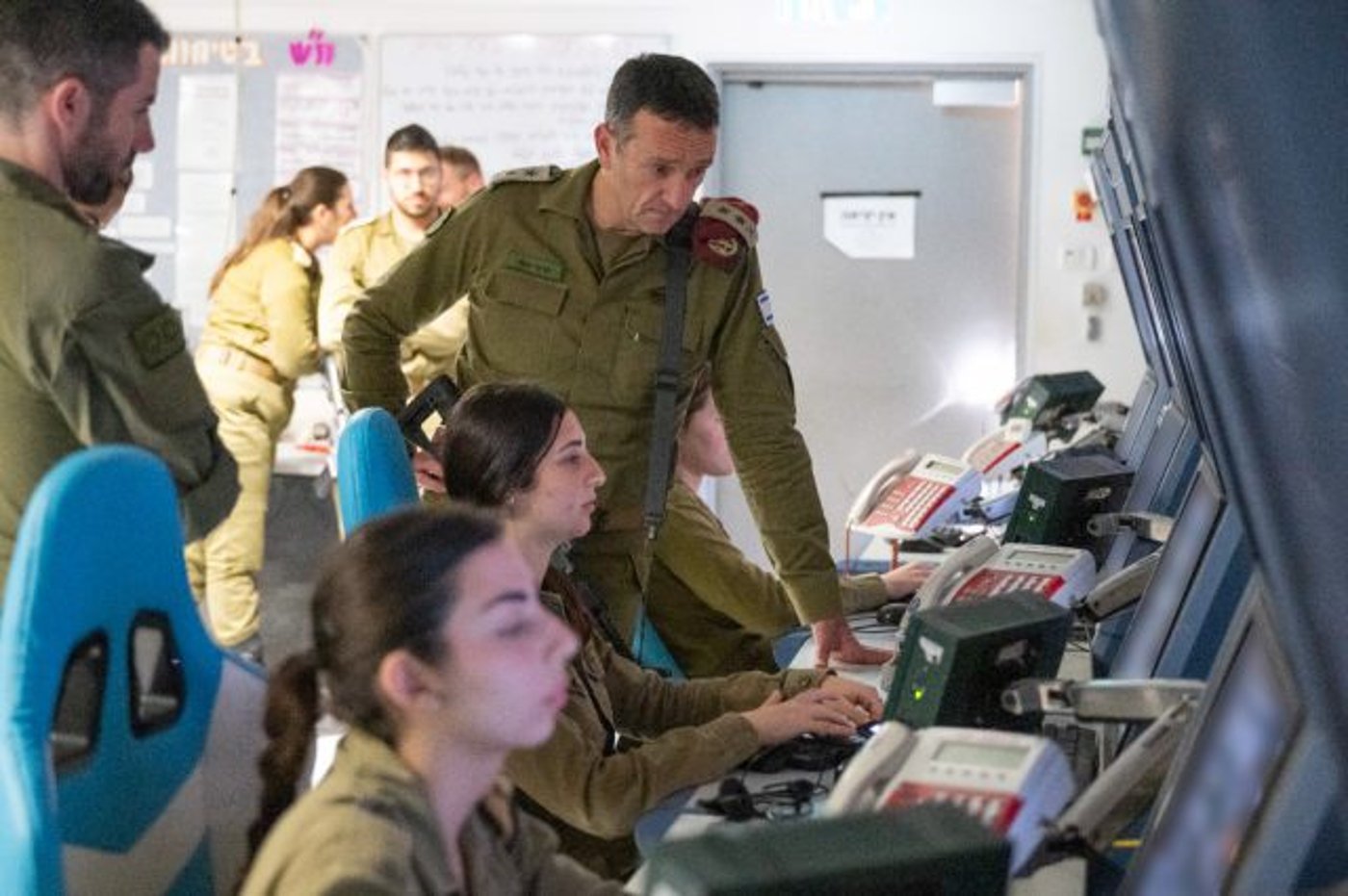 הרמטכ"ל בשיח עם לוחמי איסוף (דובר צה"ל)