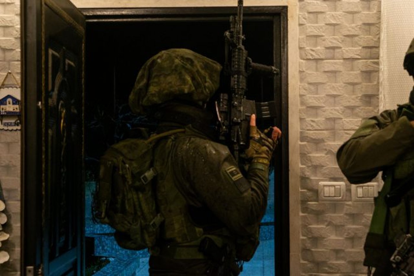 9 מבוקשים נעצרו ביו"ש, מטעני חבלה הושמדו בשכם