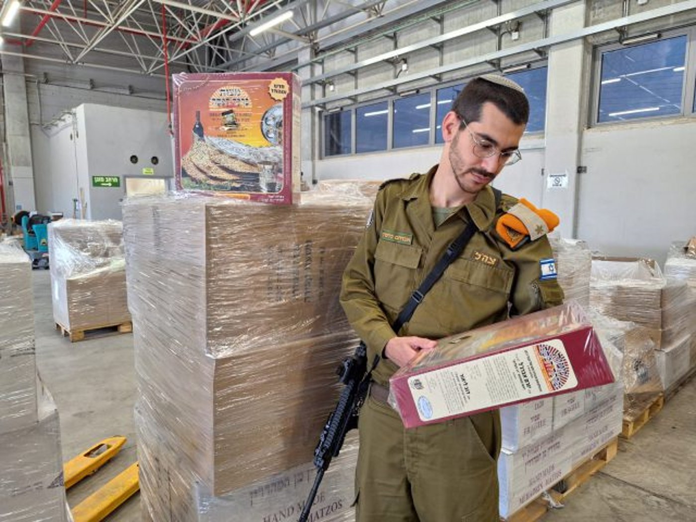 המצות בדרך לבסיסי צה"ל