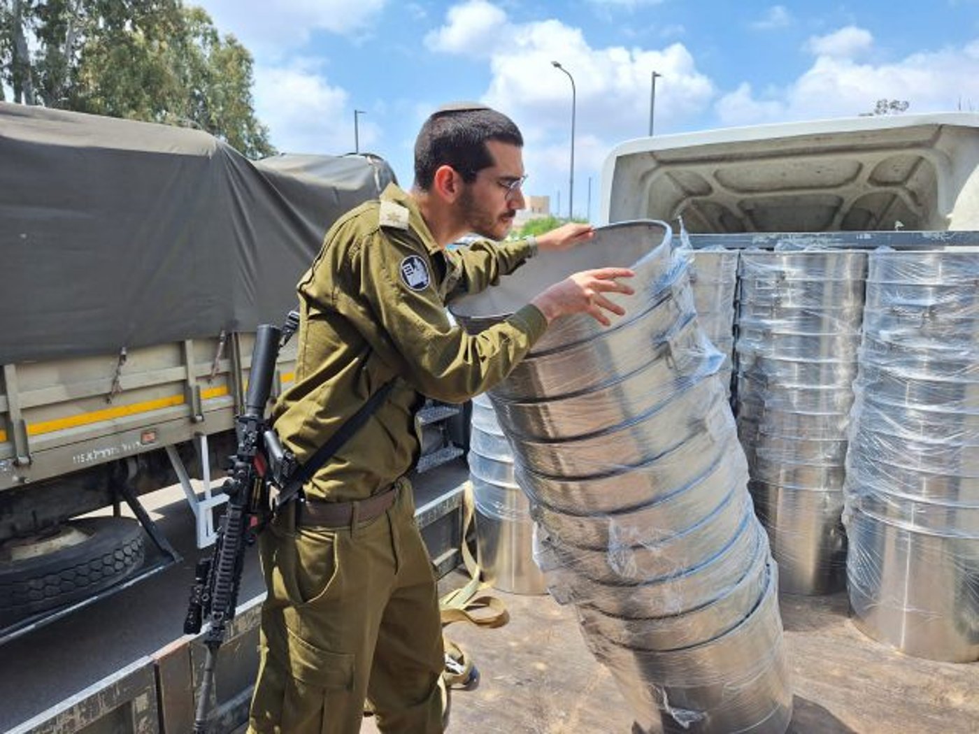 מכשירים את המטבחים בצה"ל