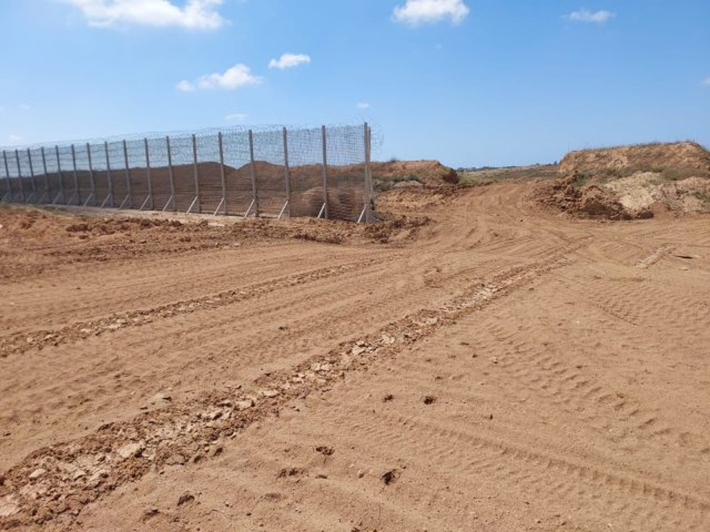 (הציר בו התנהל הקרב, אחת מתוך הפרצות שנפרצו בשמחת תורה)