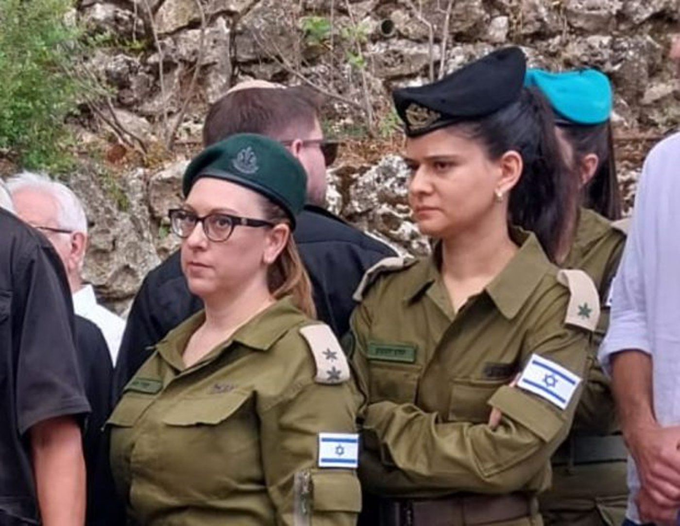 משמאל: מזכירת הפיקוד העליון סא"ל עדי סבג (דובר צה"ל)