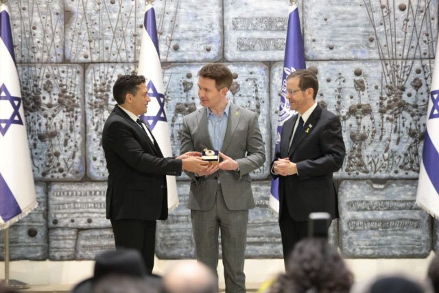 לוחם למען ישראל: מי אתה דאגלס מארי?