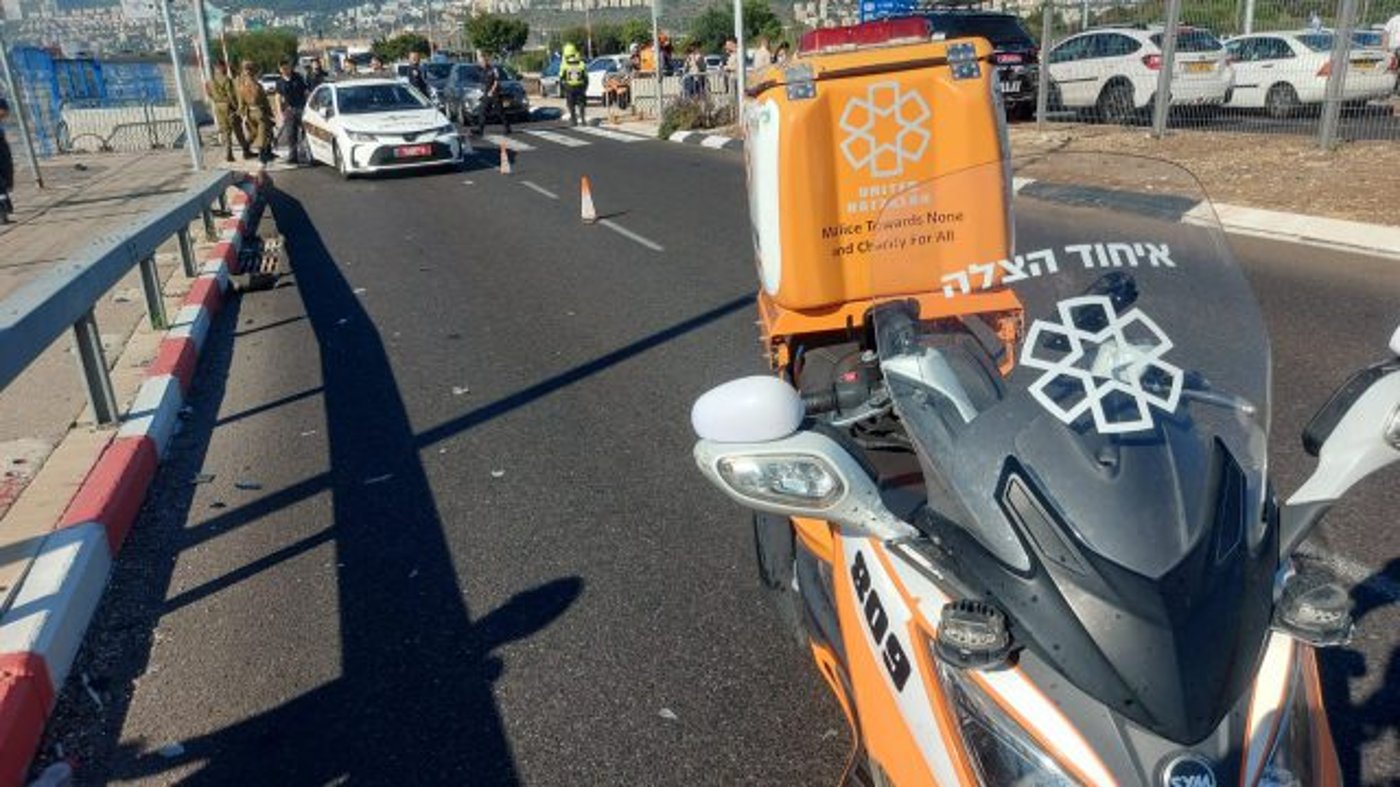 תמונה נוספת מהזירה ברחוב דרך יגאל ידין בחיפה (קרדיט: דוברות איחוד הצלה)