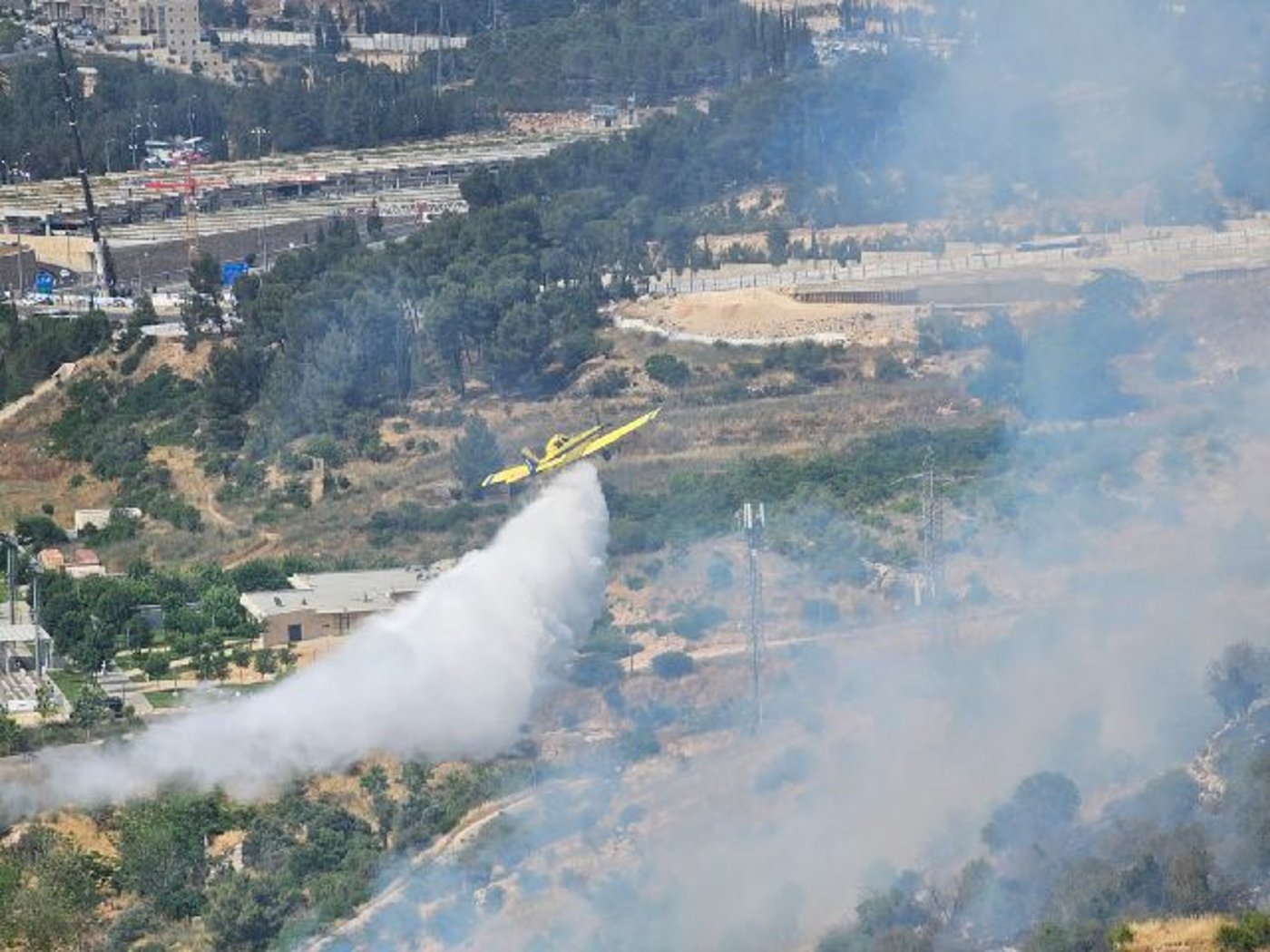 שריפה עוצמתית בירושלים: מטוסי כיבוי הוזנקו לזירה
