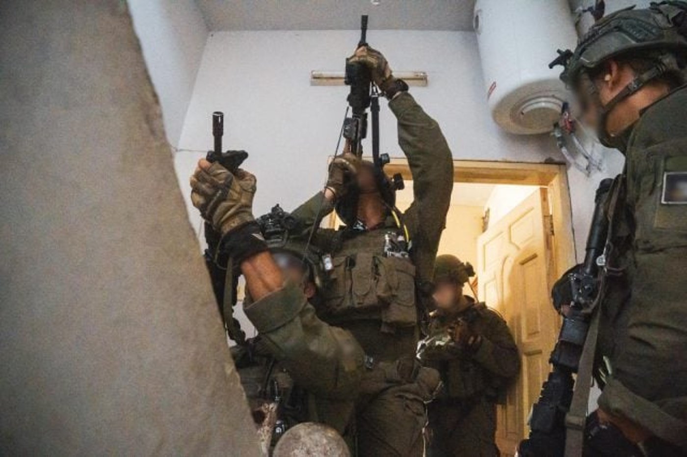 הלוחמים ברצועה